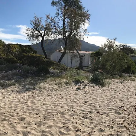 Cabanon Capo Di Feno * Ajaccio (Corsica)